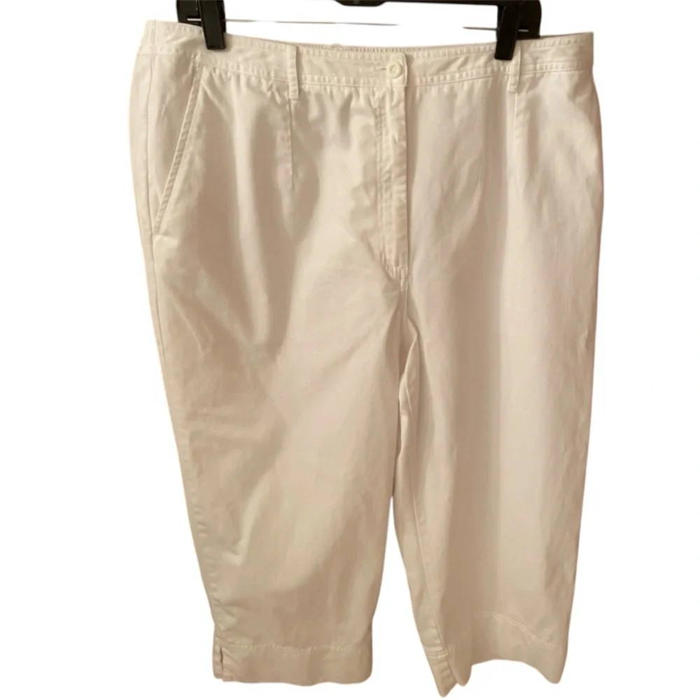 Women’s White Capris Size 18W 100% Cotton